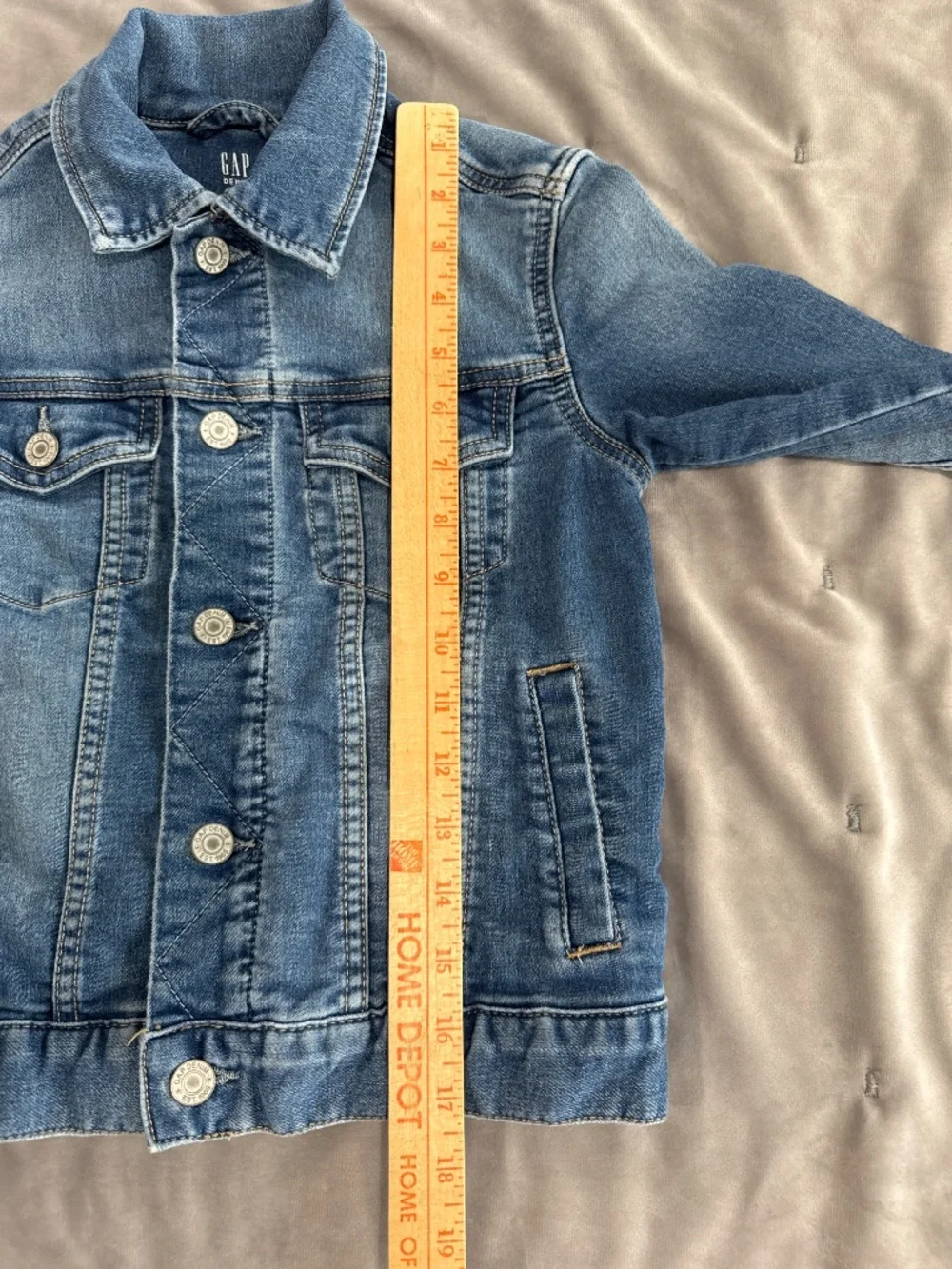 Gap Denim Kids Jean Jacket Size S (6-7) Blue Unisex Trucker Jacket